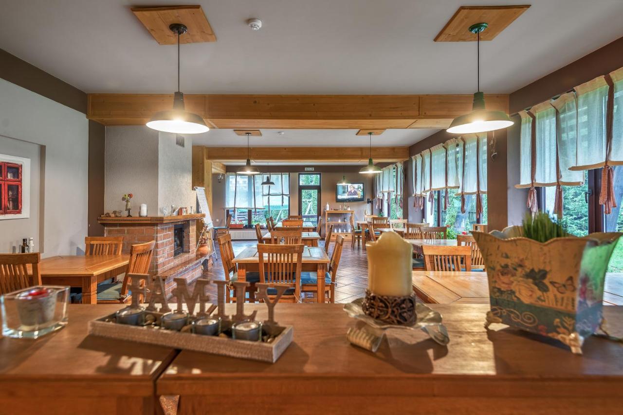 Отель Casa Muntelui Фундата Экстерьер фото